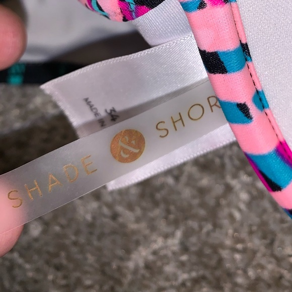 Shade & Shore Mulicolor Tropical Bikini top sz 34B - Picture 10 of 11